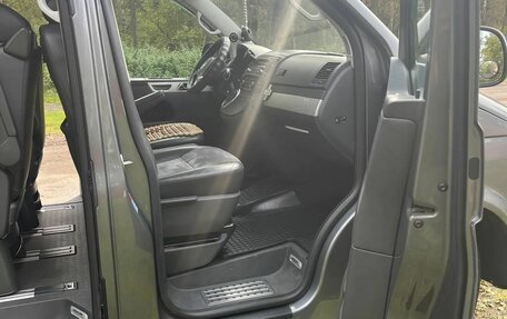Volkswagen Multivan T5, 2012 год, 1 950 000 рублей, 13 фотография