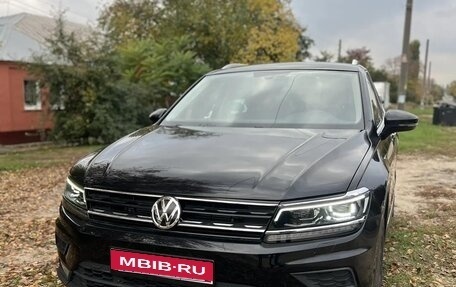 Volkswagen Tiguan II, 2018 год, 2 150 000 рублей, 1 фотография