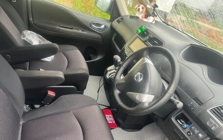 Nissan Serena IV, 2011 год, 1 330 000 рублей, 5 фотография