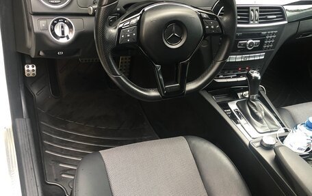 Mercedes-Benz C-Класс, 2012 год, 1 400 000 рублей, 2 фотография