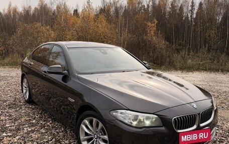 BMW 5 серия, 2015 год, 2 000 000 рублей, 3 фотография