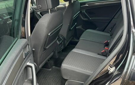Volkswagen Tiguan II, 2018 год, 2 150 000 рублей, 7 фотография