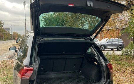 Volkswagen Tiguan II, 2018 год, 2 150 000 рублей, 6 фотография