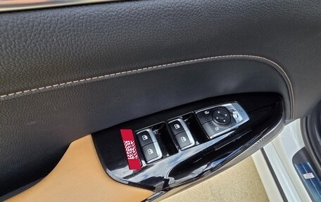 KIA K5, 2020 год, 1 800 000 рублей, 14 фотография