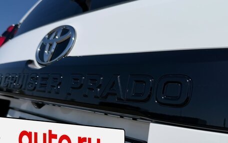 Toyota Land Cruiser Prado 150 рестайлинг 2, 2020 год, 5 550 000 рублей, 21 фотография