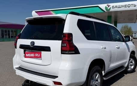 Toyota Land Cruiser Prado 150 рестайлинг 2, 2020 год, 5 550 000 рублей, 10 фотография