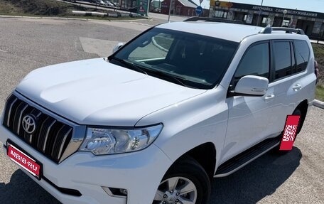 Toyota Land Cruiser Prado 150 рестайлинг 2, 2020 год, 5 550 000 рублей, 8 фотография