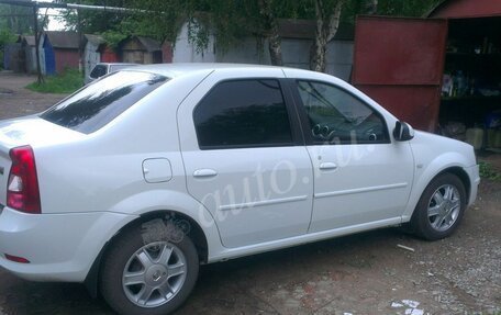 Renault Logan I, 2013 год, 450 000 рублей, 3 фотография