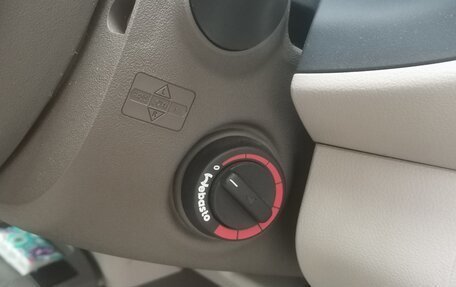 Nissan Leaf I, 2012 год, 680 000 рублей, 14 фотография