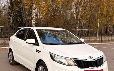 KIA Rio III рестайлинг, 2017 год, 1 050 000 рублей, 2 фотография