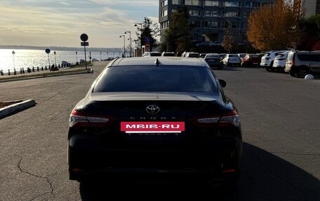 Toyota Camry, 2020 год, 3 300 000 рублей, 4 фотография