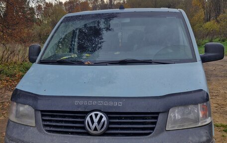 Volkswagen Transporter T5 рестайлинг, 2004 год, 700 000 рублей, 10 фотография
