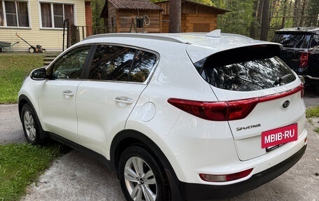 KIA Sportage IV рестайлинг, 2017 год, 2 050 000 рублей, 3 фотография