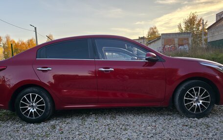 KIA Rio IV, 2017 год, 1 200 000 рублей, 2 фотография