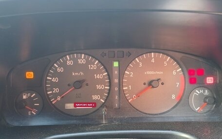 Nissan Avenir II, 1999 год, 330 000 рублей, 4 фотография