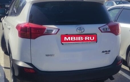 Toyota RAV4, 2015 год, 2 000 000 рублей, 20 фотография
