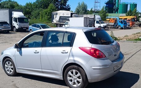 Nissan Tiida, 2010 год, 850 000 рублей, 4 фотография
