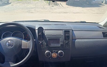 Nissan Tiida, 2010 год, 850 000 рублей, 8 фотография