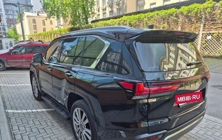 Lexus LX, 2022 год, 14 000 000 рублей, 5 фотография