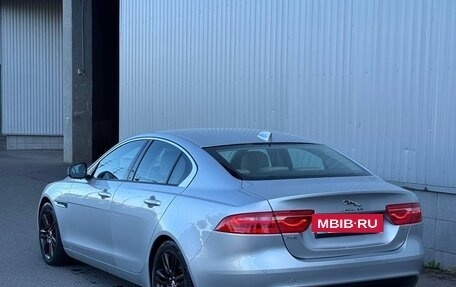 Jaguar XE I рестайлинг, 2016 год, 1 830 000 рублей, 3 фотография