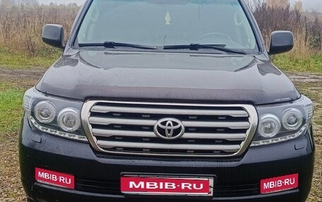 Toyota Land Cruiser 200, 2010 год, 2 450 000 рублей, 1 фотография