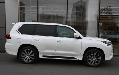 Lexus LX III, 2016 год, 7 400 000 рублей, 4 фотография