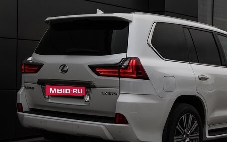 Lexus LX III, 2016 год, 7 400 000 рублей, 23 фотография