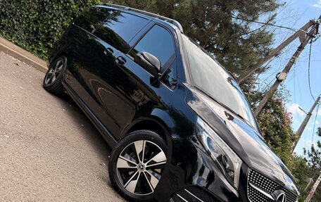 Mercedes-Benz V-Класс, 2019 год, 4 700 000 рублей, 2 фотография