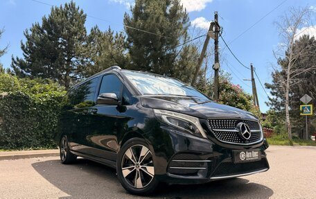 Mercedes-Benz V-Класс, 2019 год, 4 700 000 рублей, 14 фотография