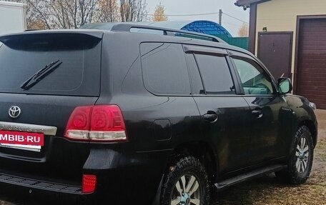 Toyota Land Cruiser 200, 2010 год, 2 450 000 рублей, 3 фотография