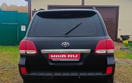 Toyota Land Cruiser 200, 2010 год, 2 450 000 рублей, 4 фотография