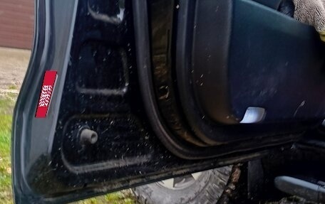 Toyota Land Cruiser 200, 2010 год, 2 450 000 рублей, 12 фотография