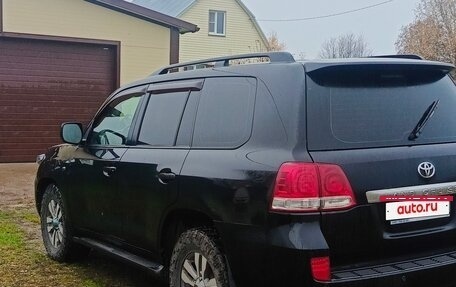 Toyota Land Cruiser 200, 2010 год, 2 450 000 рублей, 5 фотография