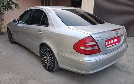 Mercedes-Benz E-Класс, 2003 год, 750 000 рублей, 10 фотография