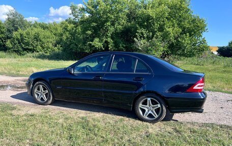 Mercedes-Benz C-Класс, 2006 год, 590 000 рублей, 5 фотография