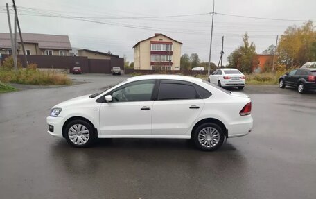 Volkswagen Polo VI (EU Market), 2016 год, 600 000 рублей, 2 фотография