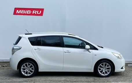 Toyota Verso I, 2011 год, 1 190 000 рублей, 5 фотография