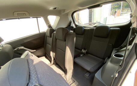 Toyota Verso I, 2011 год, 1 190 000 рублей, 11 фотография