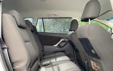 Toyota Verso I, 2011 год, 1 190 000 рублей, 14 фотография