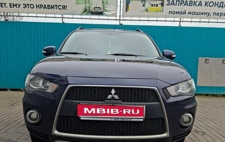 Mitsubishi Outlander III рестайлинг 3, 2012 год, 1 250 000 рублей, 1 фотография