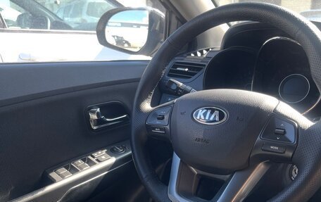 KIA Rio III рестайлинг, 2013 год, 500 000 рублей, 4 фотография