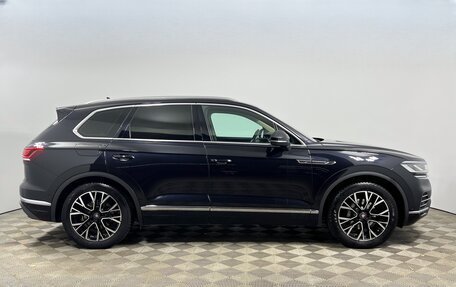 Volkswagen Touareg III, 2018 год, 4 494 900 рублей, 5 фотография