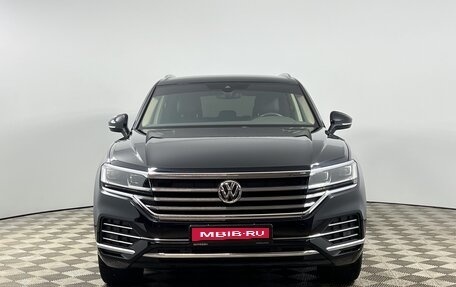 Volkswagen Touareg III, 2018 год, 4 494 900 рублей, 3 фотография