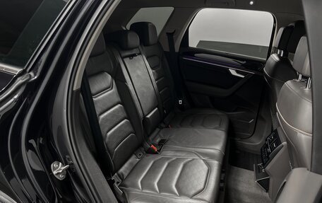 Volkswagen Touareg III, 2018 год, 4 494 900 рублей, 10 фотография