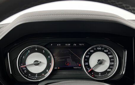Volkswagen Touareg III, 2018 год, 4 494 900 рублей, 26 фотография