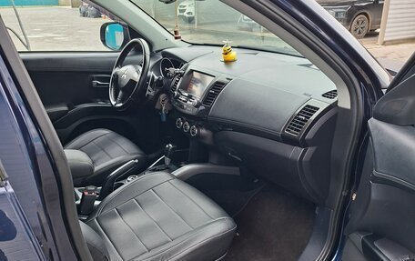 Mitsubishi Outlander III рестайлинг 3, 2012 год, 1 250 000 рублей, 11 фотография