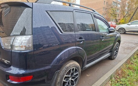 Mitsubishi Outlander III рестайлинг 3, 2012 год, 1 250 000 рублей, 5 фотография