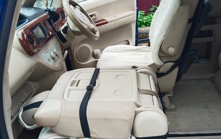 Toyota Porte II, 2005 год, 520 000 рублей, 5 фотография