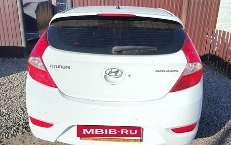 Hyundai Solaris II рестайлинг, 2012 год, 650 000 рублей, 3 фотография