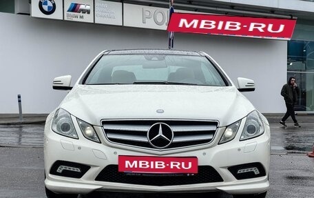 Mercedes-Benz E-Класс, 2010 год, 1 598 000 рублей, 2 фотография